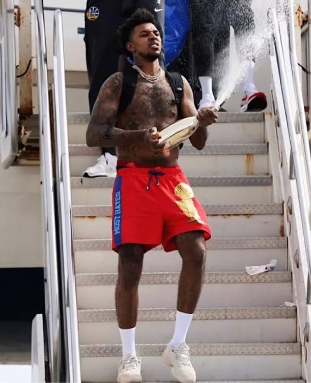 替补首秀破门，19岁小将韦德拉奥果斩获德国国家队生涯首球（替补登场即破门，19岁新星韦德拉奥果收获德国队处子进球）