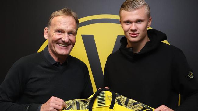 图片报：阿德耶米续约只接受加入解约条款，金额或达8000万欧（图片报：阿德耶米愿续约但需加入解约条款，解约金或高达8000万欧元）