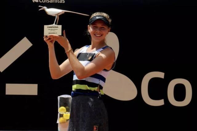 一位是冷酷 一位是冷酷