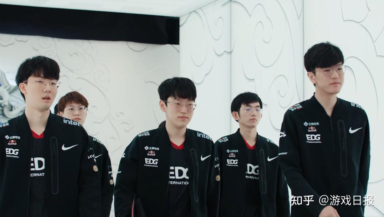 到美食品尝 到美食品尝